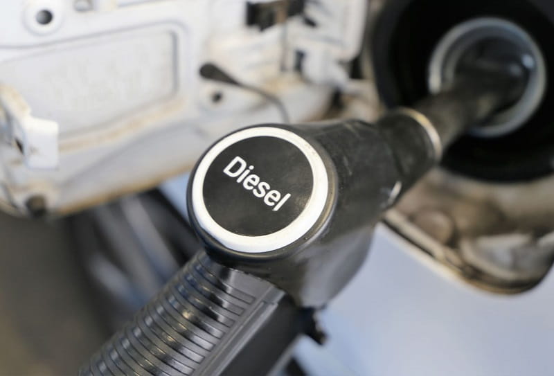 Come consumare meno diesel usando Ceramic Power Liquid